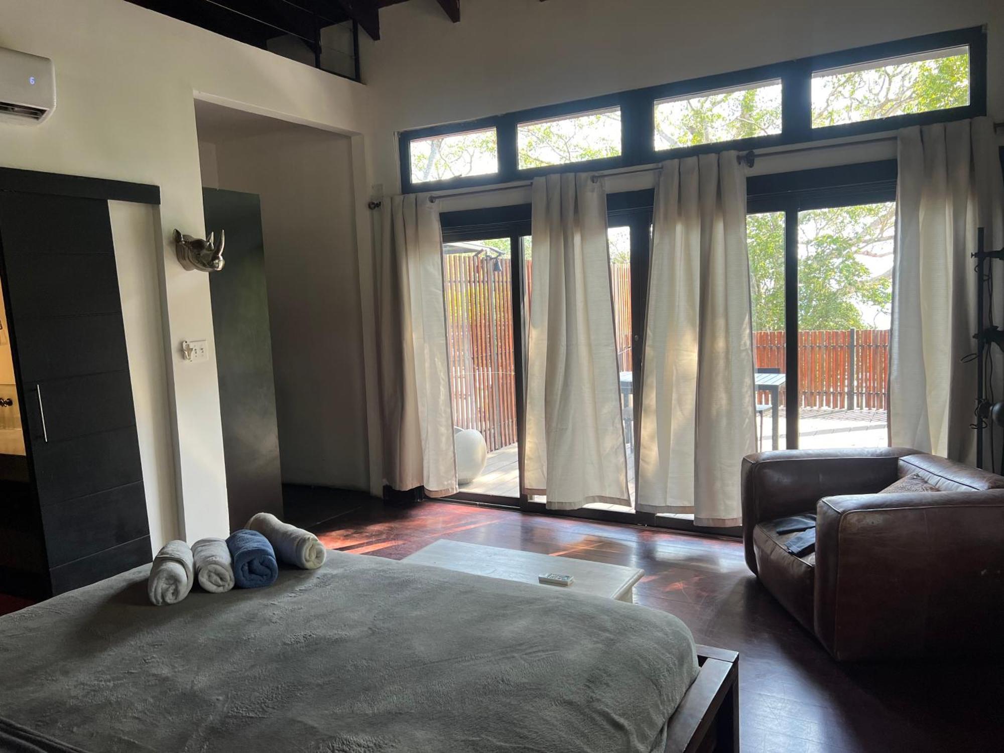 Hostel-island Paradise, Saboga And Noelia (adults Only)