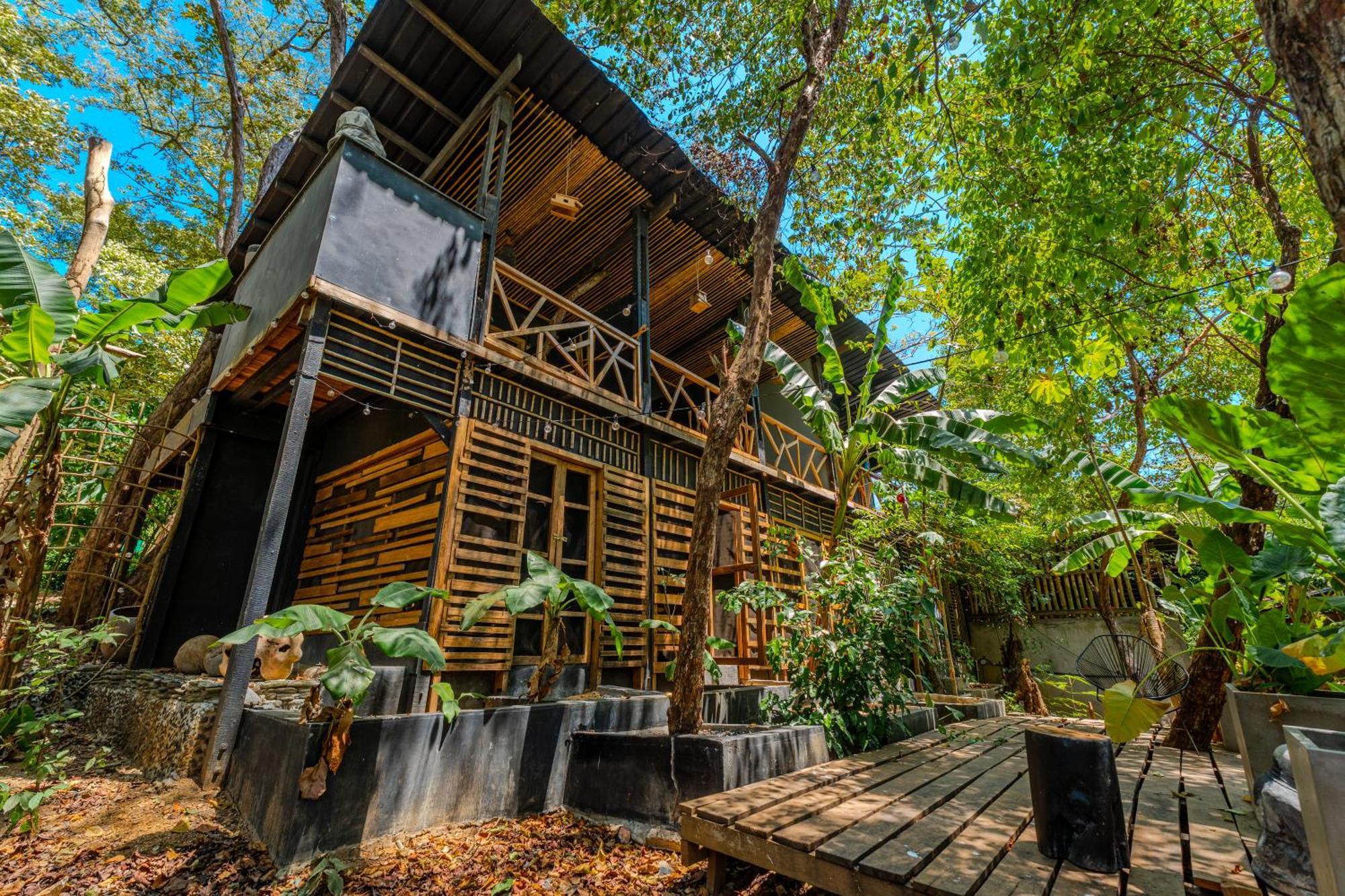 Hotel Hostel-island Paradise, Saboga And Noelia (adults Only) 5*